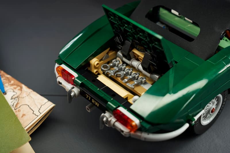 Lego: Icons - Jaguar E-Type (11381)